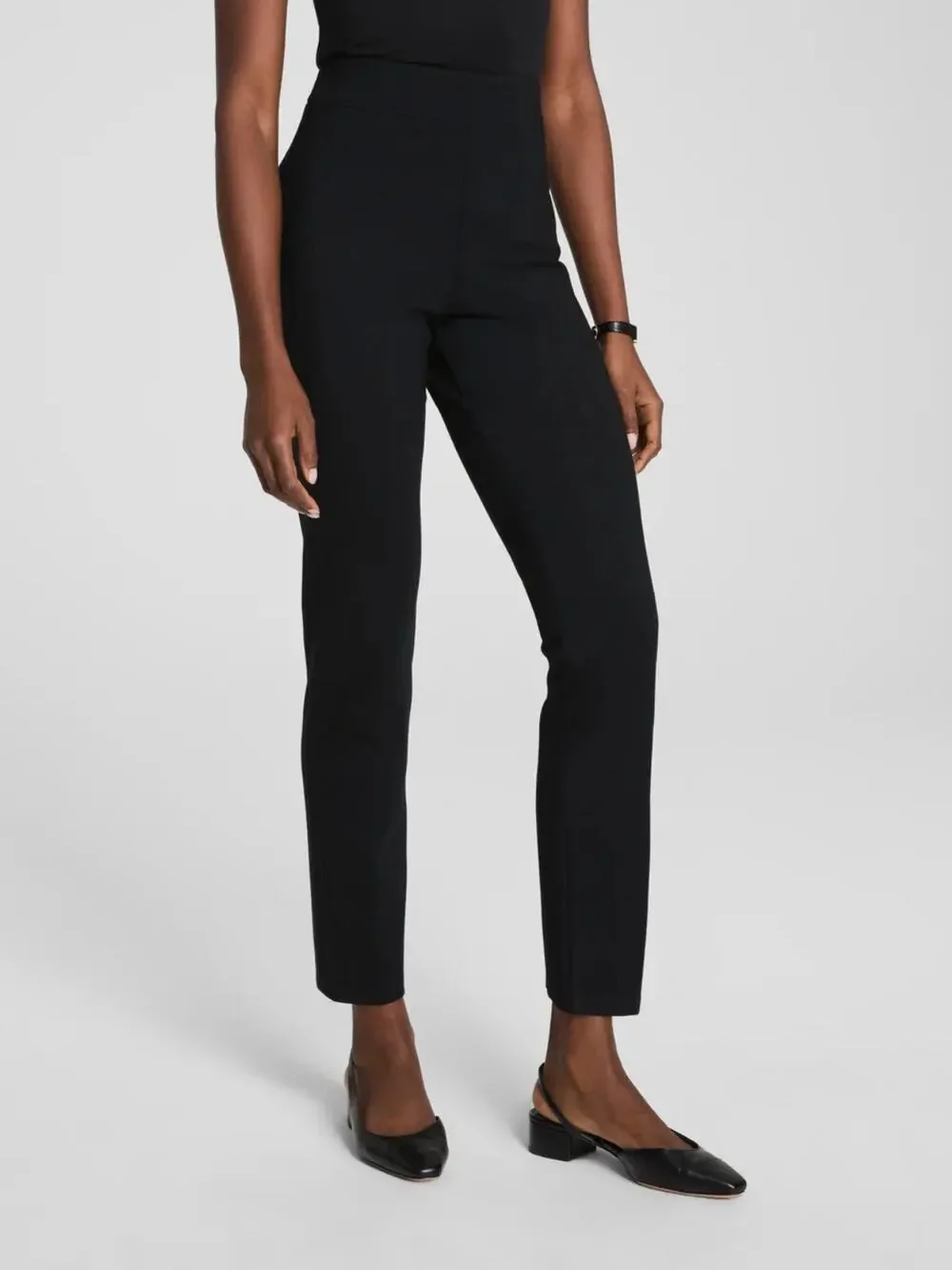 Spanx Women's Black Ponte Slim Pull-On Cropped Straight Leg Pants Size M